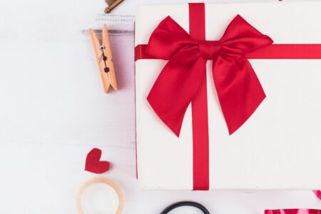 duża kokarda na prezent jak zrobić