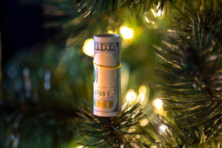 jak zapakować pieniądze na prezent gwiazdkowy